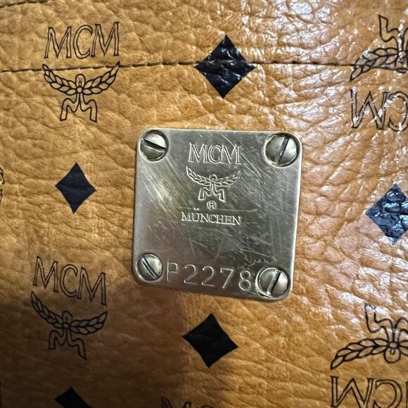 MCM Visetos Heritage Tote - Cognac - Monogram - Made in Germany - Picture 3 of 13